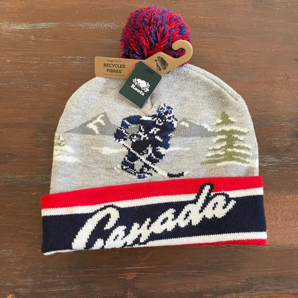 NWT ROOTS "CANADA" HOKEY TOQUE BEANIE ONE SIZE